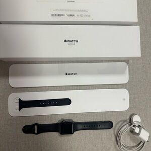 Apple Watch Series 3 Space Gray Aluminum 38mm with Black Sport Band